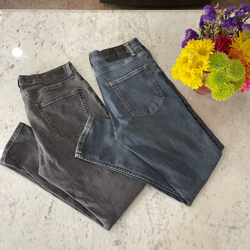 Men’s Zara jeans. Bundle of 2. Black and faded blue.